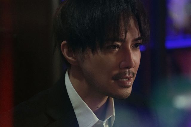 成宮寛貴＆森七菜出演決定『藁にもすがる獣たち』場面写真ほか（2枚目）