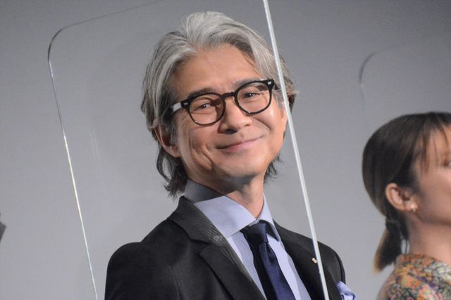 吉岡秀隆、柴咲コウをエスコート！映画『Dr.コトー診療所』初日舞台あいさつ（5枚目）