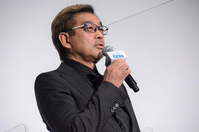 吉岡秀隆、柴咲コウをエスコート！映画『Dr.コトー診療所』初日舞台あいさつ（8枚目）