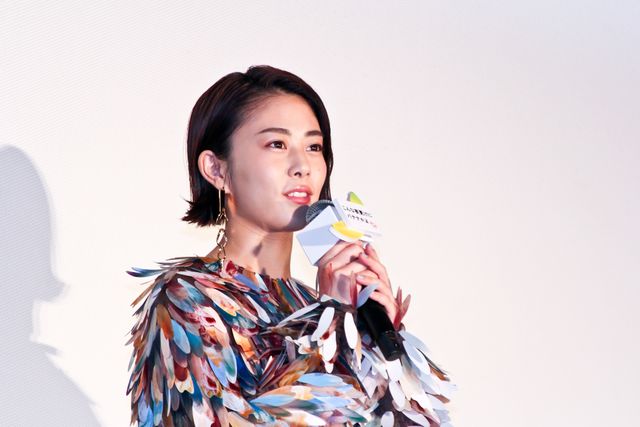 大泉洋×高畑充希×三浦春馬がバナナジュースで鏡開き！（4枚目）