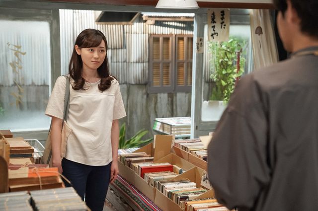 貴司の応募書類に願いを込める舞…「舞いあがれ！」第78回の場面写真（3枚目）