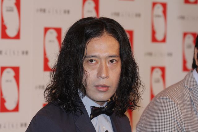 又吉直樹、千原せいじにタジタジ「小学館よしもと新書」創刊記念会見ギャラリー（4枚目）