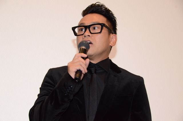 宮川大輔『サクらんぼの恋』初日舞台あいさつ（2枚目）