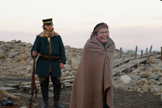 再現度がすごい！「連続ドラマＷ ゴールデンカムイ －北海道刺青囚人争奪編－」キャストたち（2枚目）