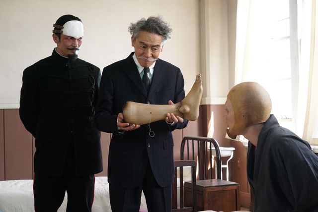 再現度がすごい！「連続ドラマＷ ゴールデンカムイ －北海道刺青囚人争奪編－」キャストたち（30枚目）