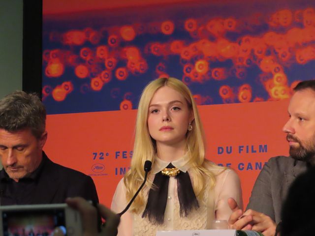 エル・ファニングかわいい！カンヌ映画祭審査員会見の様子（5枚目）