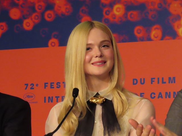 エル・ファニングかわいい！カンヌ映画祭審査員会見の様子（15枚目）