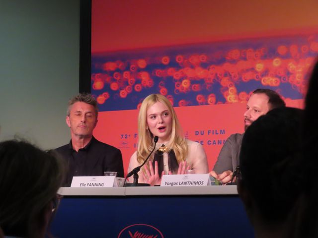 エル・ファニングかわいい！カンヌ映画祭審査員会見の様子（18枚目）
