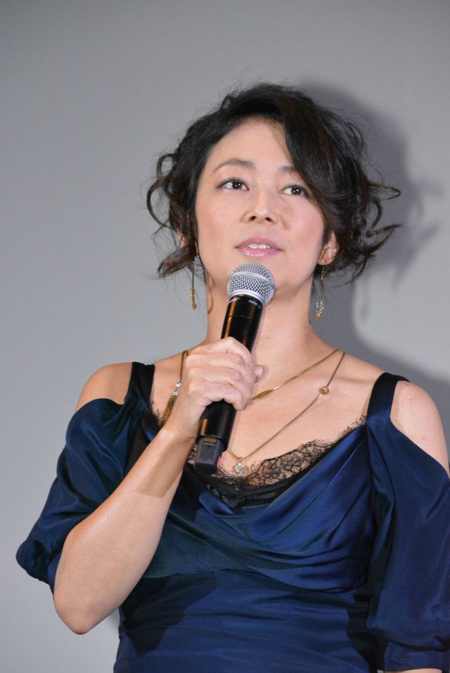 中島知子が体当たり演技！映画『ハダカの美奈子』初日舞台あいさつフォトギャラリー（3枚目）