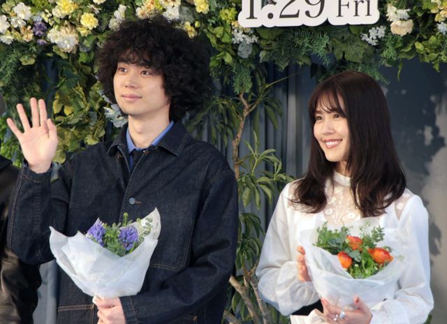 菅田将暉＆有村架純、信号待ち中のキスシーンにドキッ！『花束みたいな恋をした』完成報告イベント（20枚目）