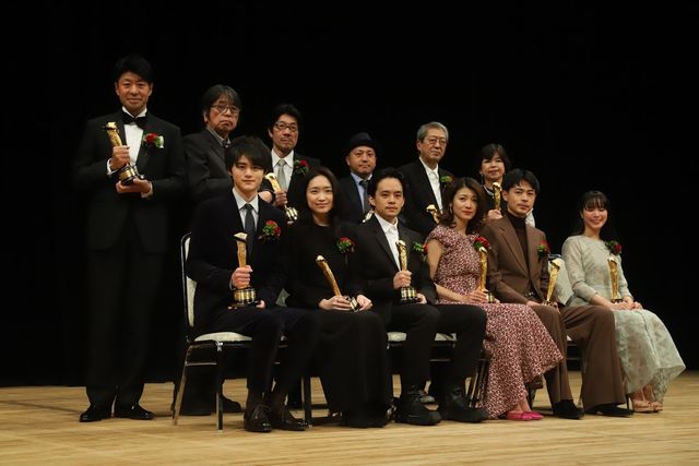 池松壮亮、瀧内公美、成田凌らキネマ旬報ベスト・テン表彰式【40点】（2枚目）