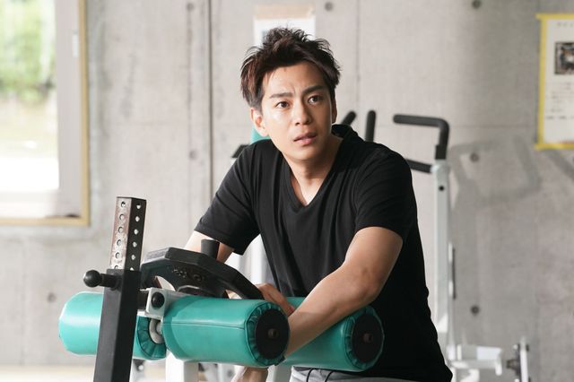 三浦翔平、短髪に！SPドラマ「教場」で初の父親役＜場面写真5枚＞（2枚目）