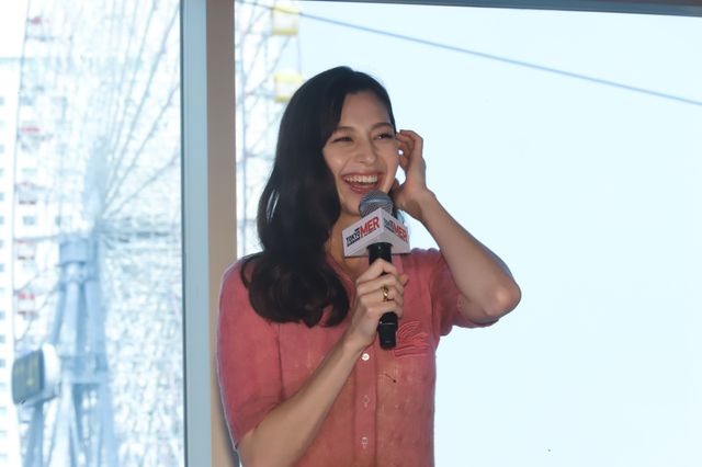 鈴木亮平、賀来賢人らがMERカーを背にフォトセッション！『劇場版TOKYO MER～走る緊急救命室～』（5枚目）