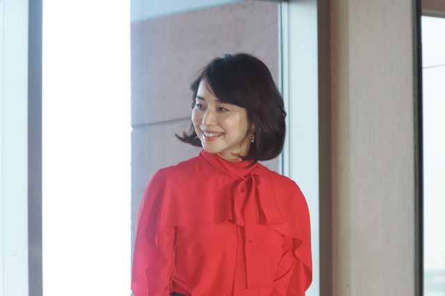 鈴木亮平、賀来賢人らがMERカーを背にフォトセッション！『劇場版TOKYO MER～走る緊急救命室～』（7枚目）