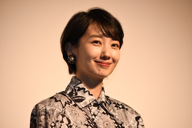波瑠、キュートな笑顔！映画『オズランド　笑顔の魔法おしえます。』女性限定・公開直前イベント：フォトギャラリー