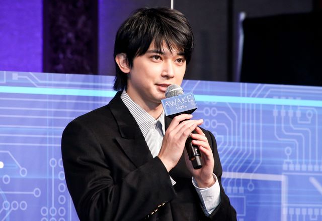将棋指しロボットも登場！吉沢亮主演『AWAKE』完成報告会見（3枚目）