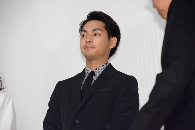 柳楽優弥×菅田将暉×小松菜奈×村上虹郎！『ディストラクション・ベイビーズ』初日舞台あいさつフォトギャラリー（3枚目）