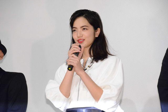 柳楽優弥×菅田将暉×小松菜奈×村上虹郎！『ディストラクション・ベイビーズ』初日舞台あいさつフォトギャラリー（12枚目）