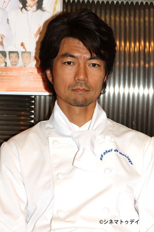 仲村トオルやYOUが出席！舞台「ハンドダウンキッチン」の出演者ロビー会見フォトギャラリー：フォトギャラリー