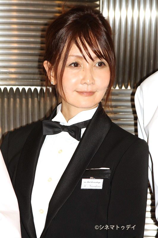 仲村トオルやYOUが出席！舞台「ハンドダウンキッチン」の出演者ロビー会見フォトギャラリー（5枚目）