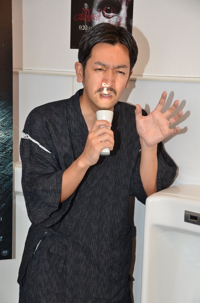 史上初（？）トイレ開催のイベントで心霊現象が!?『NY心霊捜査官』ムーディ勝山フォトギャラリー（6枚目）