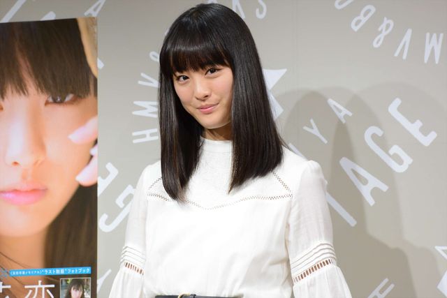 大友花恋、大人びた表情も…！2nd写真集発売イベント（3枚目）