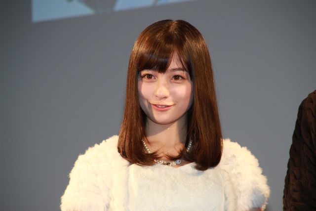 まるで天使！橋本環奈、純白ドレスで夕張に降臨！フォトギャラリー（14枚目）