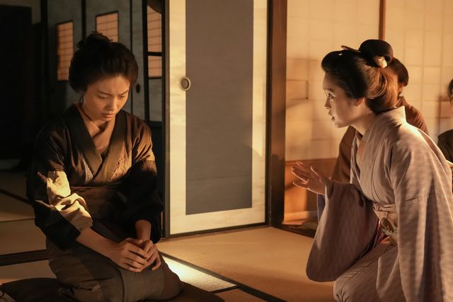 トキ（高石あかり）がイセ（芋生悠）に切り出して…朝ドラ「ばけばけ」第104回の場面写真（2枚目）