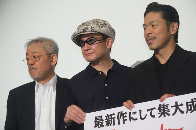 井筒和幸監督の8年ぶり新作！『無頼』初日舞台あいさつ（5枚目）