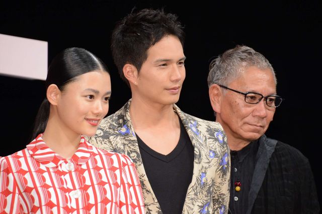 戸田恵梨香を福士蒼汰がエスコート！映画『無限の住人』ジャパンプレミアフォトギャラリー（14枚目）