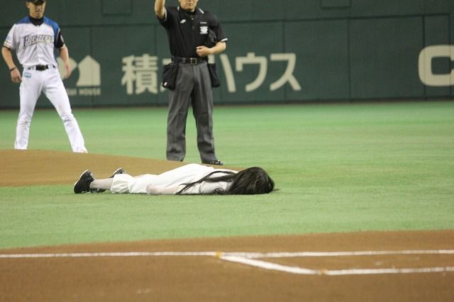 貞子、始球式登板フォトギャラリー（12枚目）