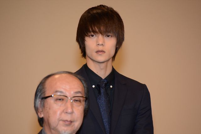 佐藤浩市、榮倉奈々、綾野剛、瑛太、窪田正孝、坂口健太郎らが大集合！映画『64－ロクヨン－前編／後編』完成報告会見フォトギャラリー（8枚目）