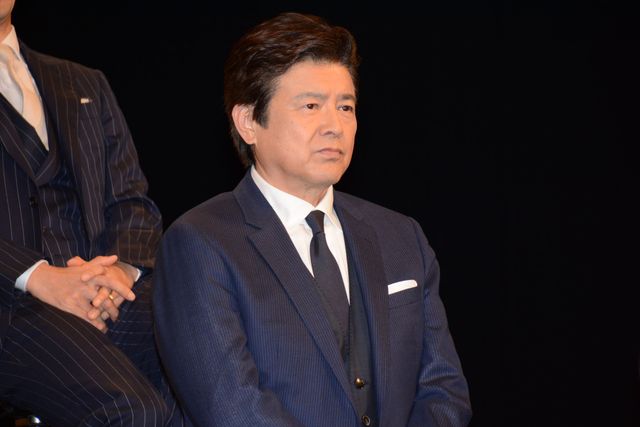 佐藤浩市、榮倉奈々、綾野剛、瑛太、窪田正孝、坂口健太郎らが大集合！映画『64－ロクヨン－前編／後編』完成報告会見フォトギャラリー（14枚目）