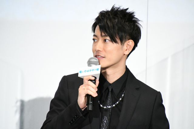 細田守監督はカンヌから生中継で参加！『竜とそばかすの姫』初日舞台あいさつ（14枚目）