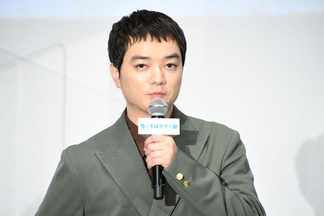 細田守監督はカンヌから生中継で参加！『竜とそばかすの姫』初日舞台あいさつ（20枚目）