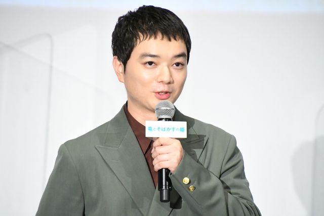 細田守監督はカンヌから生中継で参加！『竜とそばかすの姫』初日舞台あいさつ（22枚目）