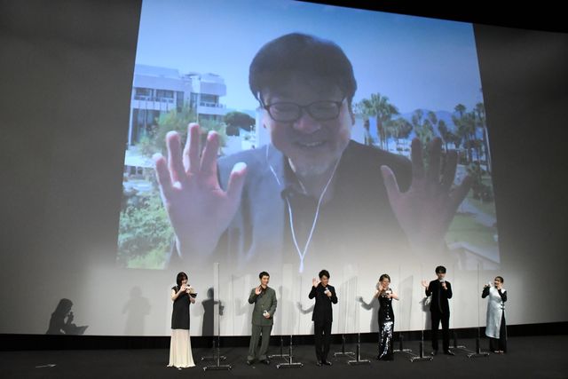 細田守監督はカンヌから生中継で参加！『竜とそばかすの姫』初日舞台あいさつ（29枚目）