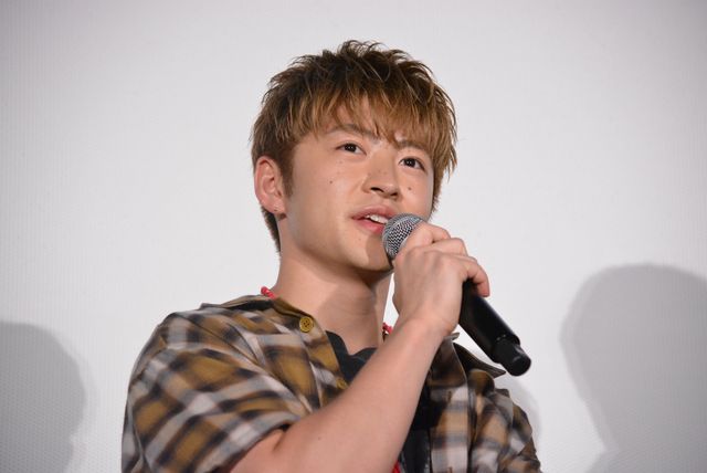 佐野玲於、中川大志、高杉真宙、横浜流星、卒業証書を贈られる！映画『虹色デイズ』“虹の日”舞台あいさつ（4枚目）