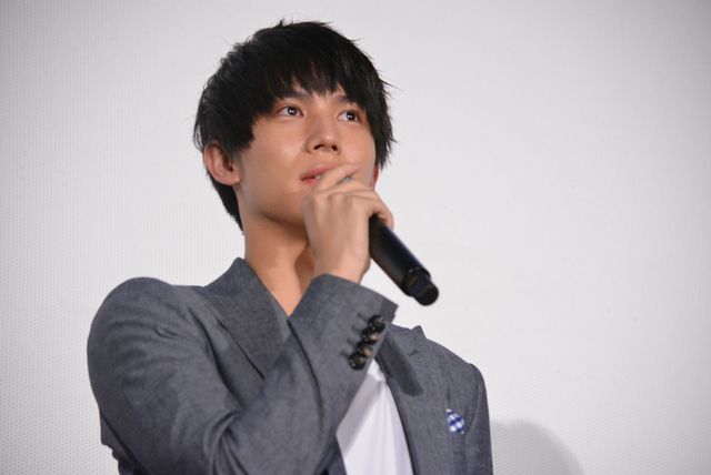 佐野玲於、中川大志、高杉真宙、横浜流星、卒業証書を贈られる！映画『虹色デイズ』“虹の日”舞台あいさつ（5枚目）