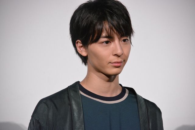 佐野玲於、中川大志、高杉真宙、横浜流星、卒業証書を贈られる！映画『虹色デイズ』“虹の日”舞台あいさつ（7枚目）