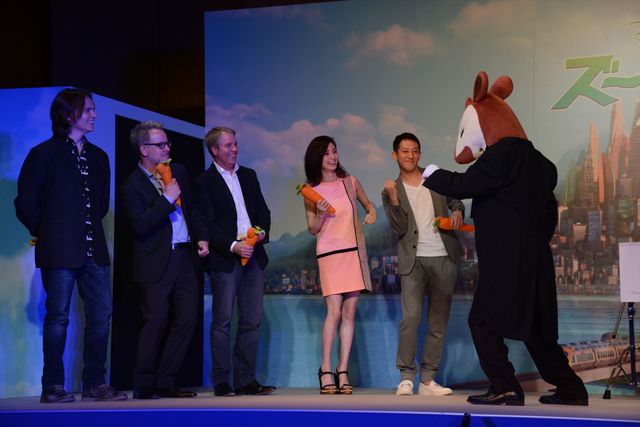 新米ママ上戸彩、抜群のスタイルをキープ！『スートピア』イベント写真ギャラリー（7枚目）