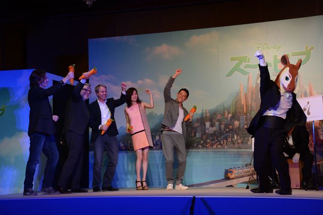 新米ママ上戸彩、抜群のスタイルをキープ！『スートピア』イベント写真ギャラリー（8枚目）