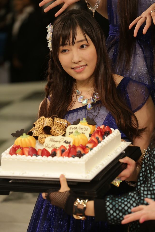 道重さゆみ、モー娘。OGにコメントフォトギャラリー（4枚目）