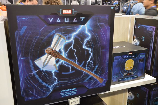 『スター・ウォーズ』限定1,500セットのライトセーバーボックス！「D23」限定グッズまとめ（6枚目）