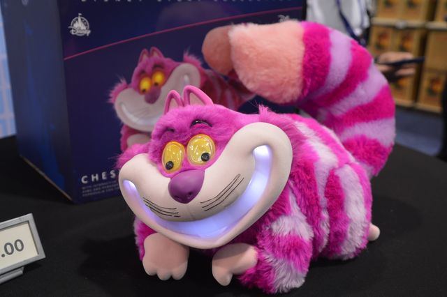 『スター・ウォーズ』限定1,500セットのライトセーバーボックス！「D23」限定グッズまとめ（18枚目）