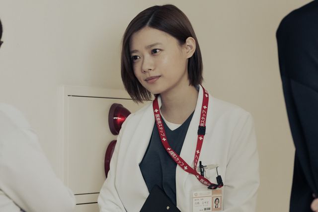 三瓶先生＆ミヤビのババ抜きが可愛すぎる！「アンメット」第8話場面写真（4枚目）