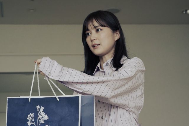 三瓶先生＆ミヤビのババ抜きが可愛すぎる！「アンメット」第8話場面写真（13枚目）