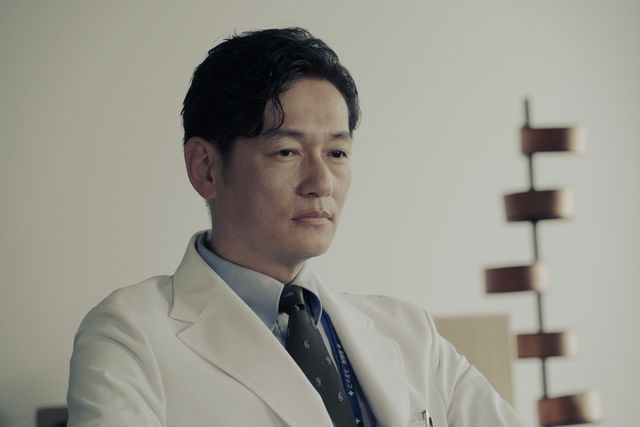 三瓶先生＆ミヤビのババ抜きが可愛すぎる！「アンメット」第8話場面写真（14枚目）