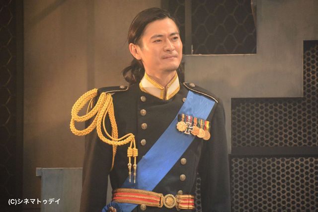 関ジャニ・丸山、主演舞台「マクベス」に自信！　遠藤要も「女子はビビビンッ！　て感じちゃう」と太鼓判　画像ギャラリー：フォトギャラリー