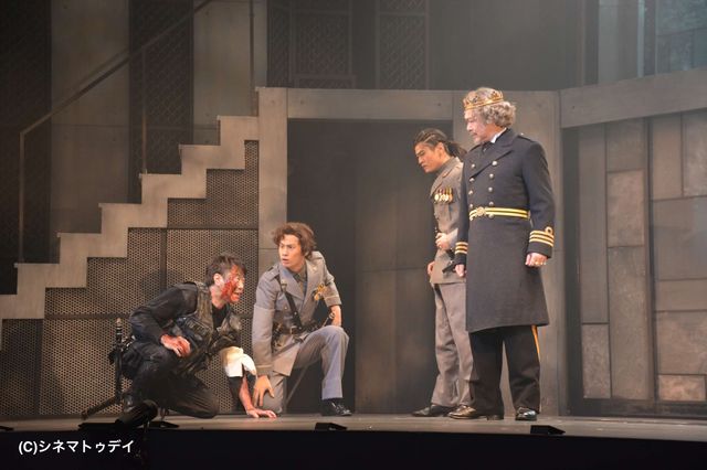 関ジャニ・丸山、主演舞台「マクベス」に自信！　遠藤要も「女子はビビビンッ！　て感じちゃう」と太鼓判　画像ギャラリー（8枚目）